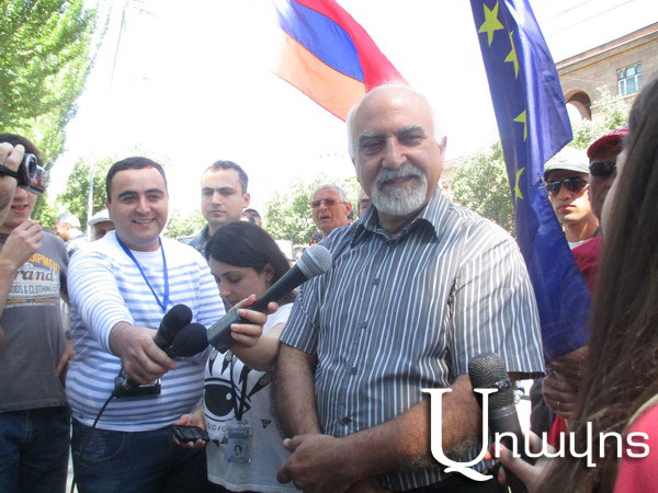 Паруйр Айрикян: «Из-за властей Армении армянин оказался на периферии» 