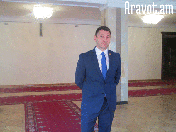 Эдуард Шармазанов: «Комично, Алиев «грозит пальцем» Германии»