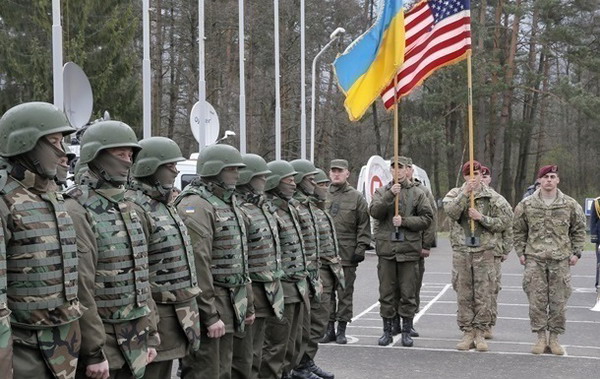 Учения «Стремительный трезубец-16» в Украине с участием ВС США: отрабатывается отражение агрессии РФ