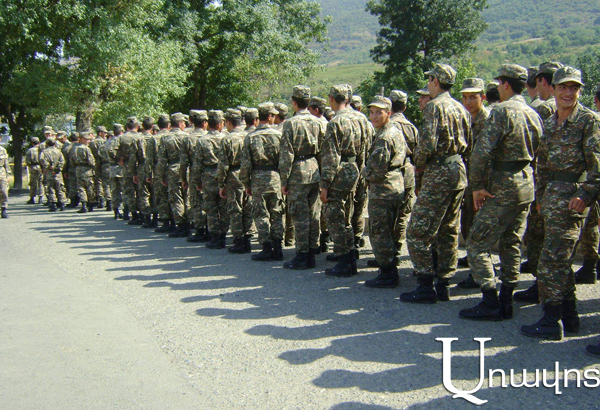 Аккредитованные в Армении военные атташе посетили воинскую часть 3-го армейского корпуса