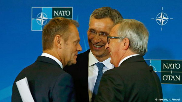 НАТО и ЕС подписали совместную декларацию о противостоянии гибридным угрозам на Востоке и Юге