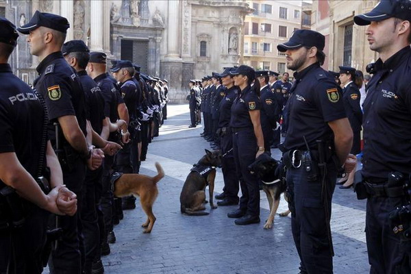 Полиция Испании задержала граждан Армении и Украины, подозреваемых в отмывании денег