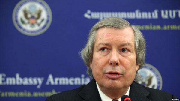 Саммит НАТО в Варшаве – возможность обсудить карабахский вопрос: Джеймс Уорлик