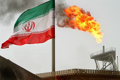 Добыча нефти в Иране достигла пятилетнего максимума: Platts