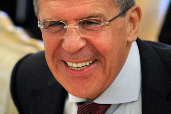 Лавров «ценит отношение» Алиева к инициативам России, а Путин «удовлетворен» встречей в Петербурге