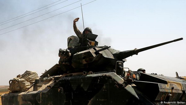 В Сирии в столкновениях с курдами погиб первый турецкий солдат