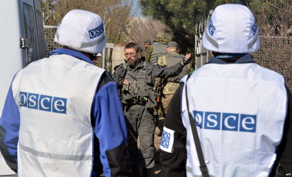 В Луганской области Украины обстреляли наблюдателей ОБСЕ