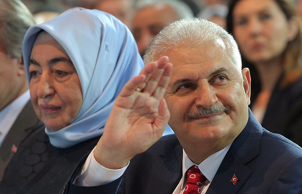 Анкара меняет политику: «Асад может остаться у власти в период переходного правительства»