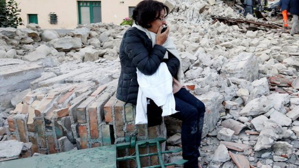 Сильное землетрясение в Италии: десятки погибших