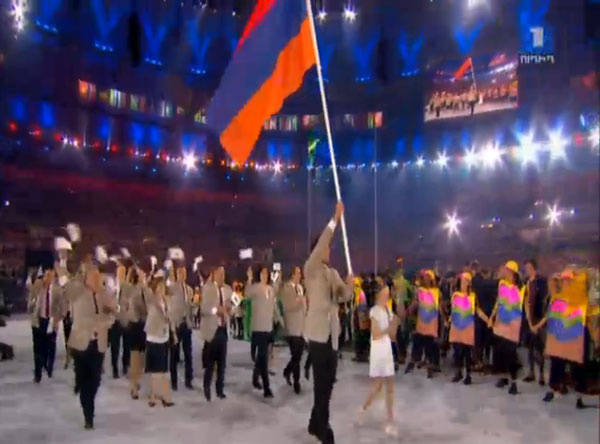 Олимпийская делегация Армении приняла участие в Параде Наций на церемонии открытия Олимпийских игр