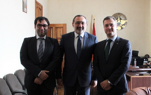 Глава МИД НКР в Степанакерте принял представителей организации «Европейские друзья Армении»