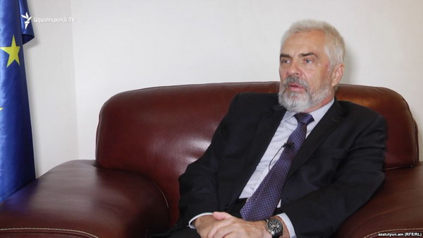 Для осуществления реформ в Армении любой политической силе нужна легитимность: посол ЕС в Армении