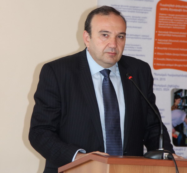 Премьер – министру образования Левону Мкртчяну: «Мы совершаем множество половинчатых шагов»