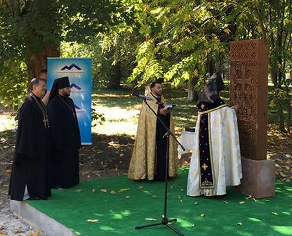 В украинской Виннице открыли хачкар, посвященный памяти жертв Геноцида армян