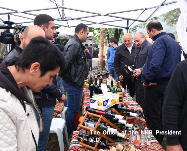 В селе Тог Гадрутского района НКР проходит третий фестиваль «Арцахское вино»