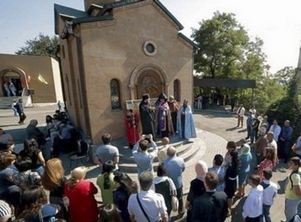 В украинском Запорожье состоялось освящение армянской часовни Пресвятой Богородицы
