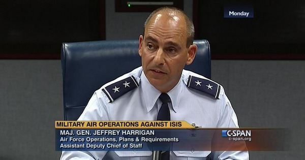 США изучают возможность «создания совместного центра» с РФ для борьбы с ИГИЛ: генерал Дж.Харриган