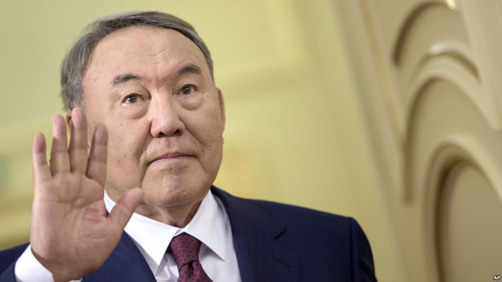 Нурсултан Назарбаев отменил свои визиты в Баку и Ереван «из-за простуды» и «планового лечения»