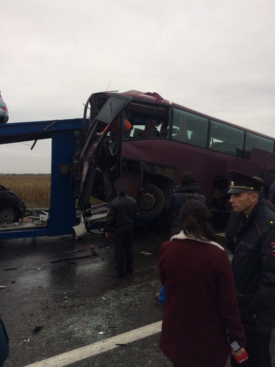Известны имена погибших в результате аварии автобуса Москва-Ереван