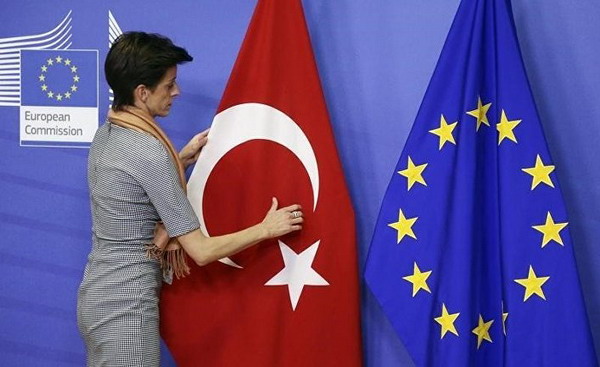 Хватит бездействовать, Европа вовсе не бессильна перед Турцией Эрдогана: Slate