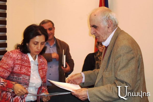 Артавазд Пелешян признался, кто мешает ему остаться в Армении