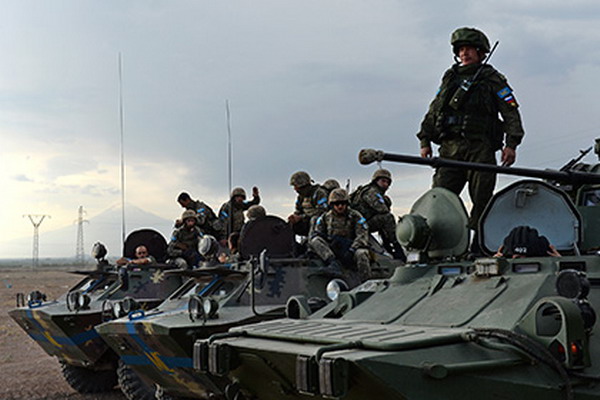 Путину представили проект соглашения об «объединенной группировке войск России и Армении»
