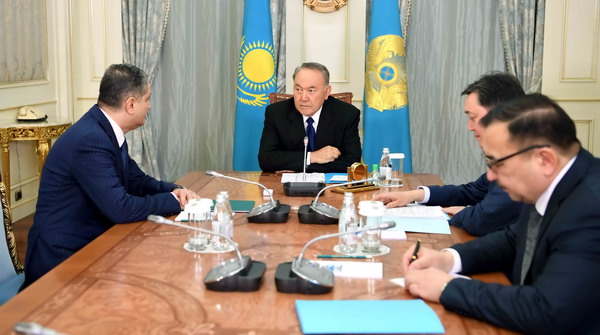 Тигран Саргсян и Нурсултан Назарбаев обсудили повестку заседания Высшего Евразийского экономического совета