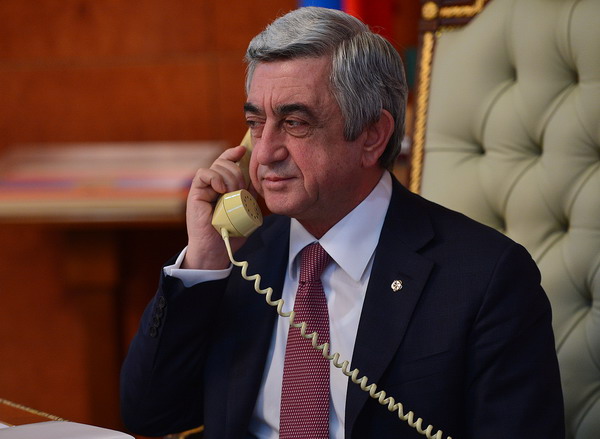 Отношения Армения-США получат новый импульс: телефонный разговор Сержа Саргсяна с Майком Пенсом