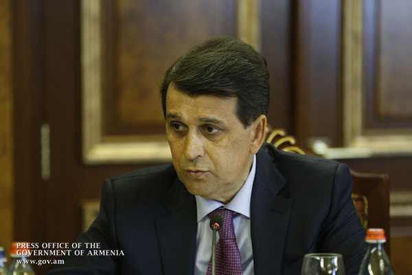 Скончался министр по чрезвычайным ситуациям Армен Ерицян