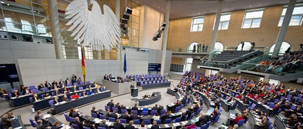 Необоснованные жалобы турок против резолюции Бундестага: «Азг»