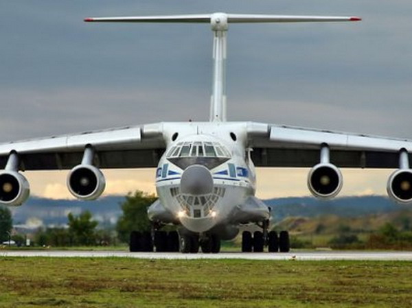 Азербайджан не пропустил российский Ил-76, летевший в Сирию через Армению: СМИ
