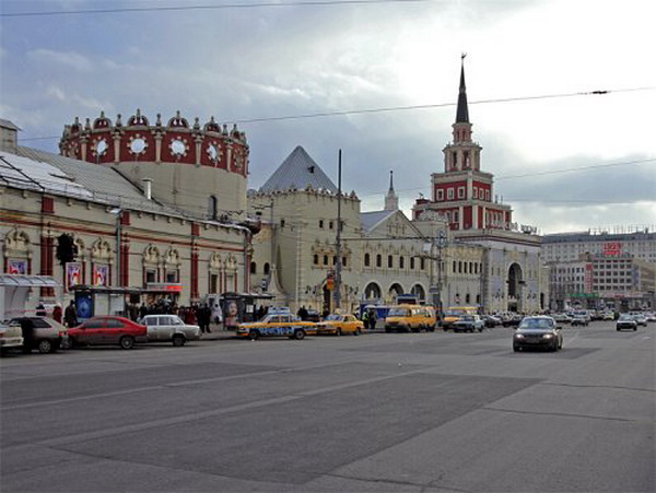 В Москве эвакуировали три вокзала — Ярославский, Казанский и Ленинградский из-за анонимного звонка