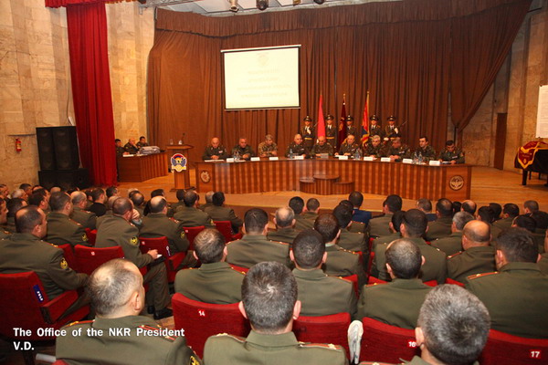 Бако Саакян принял участие в заседании Военного совета Армии Обороны Арцаха
