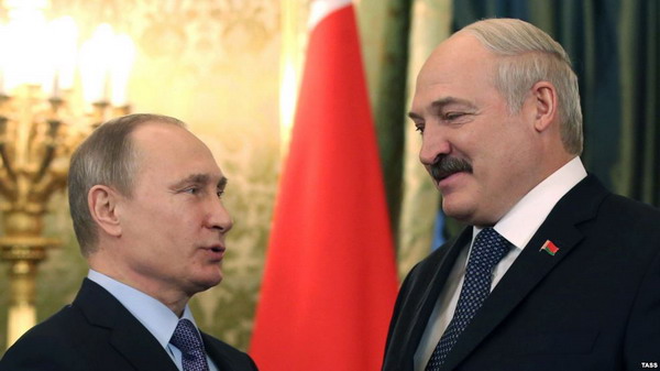 Лукашенко: «Братская Украина воюет за свою независимость»