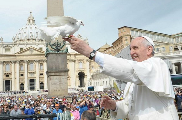 Пусть ненасилие станет отличительным стилем наших решений: Послание Папы Франциска на Всемирный день мира