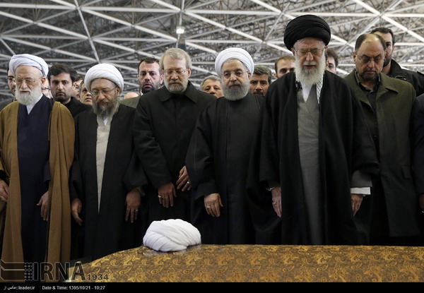 «Смерть России!»: под такие массовые скандирования в Тегеране похоронили Хашеми Рафсанджани – видео