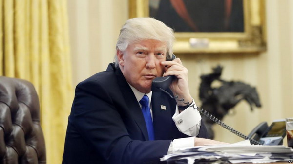 «Очень хороший звонок»: состоялся телефонный разговор между президентами США и Украины