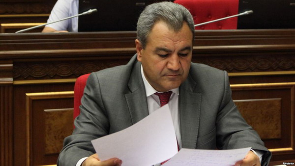Глава Контрольной палаты Ишхан Закарян подал в отставку