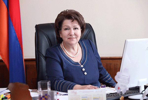 «Глава нашей партии справедлив, всех многосторонне знает»: Эрмине Нагдалян