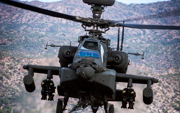 США размещают в Польше бригаду боевой авиации из 84 вертолетов – Black Hawk и АН-64 Apache