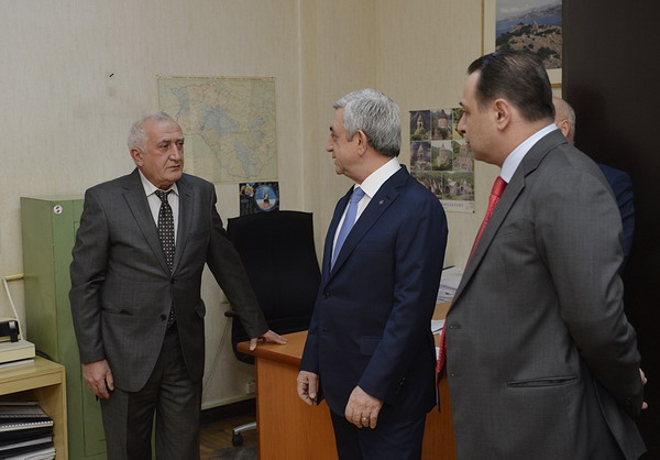 Серж Саргсян посетил Всеармянский фонд «Айастан» в связи с 25-летием его основания