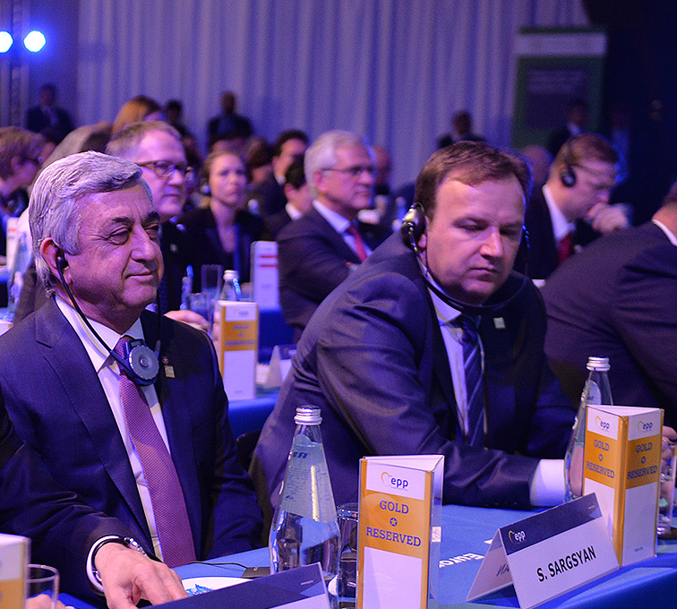 Серж Саргсян принял участие в пленарном заседании съезда Европейской народной партии на Мальте