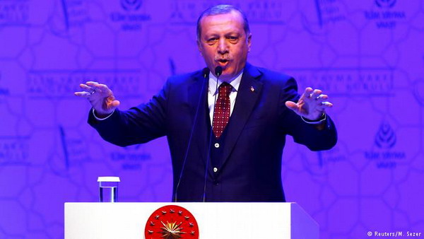 Эрдоган: Турция после референдума пересмотрит «все связи» с ЕС, «кроме экономических»
