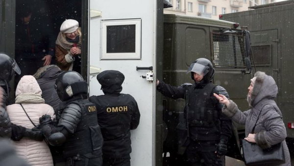 Протесты против режима Лукашенко в День Воли: в Минске более сотни задержанных