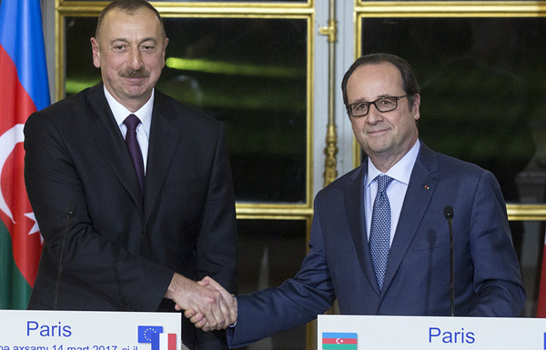 Франсуа Олланд и Ильхам Алиев – об урегулировании Нагорно-Карабахского конфликта