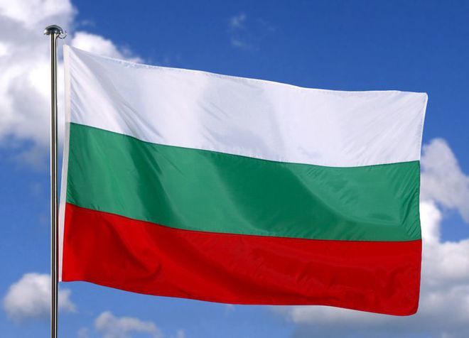 Болгария сегодня выбирает новый парламент