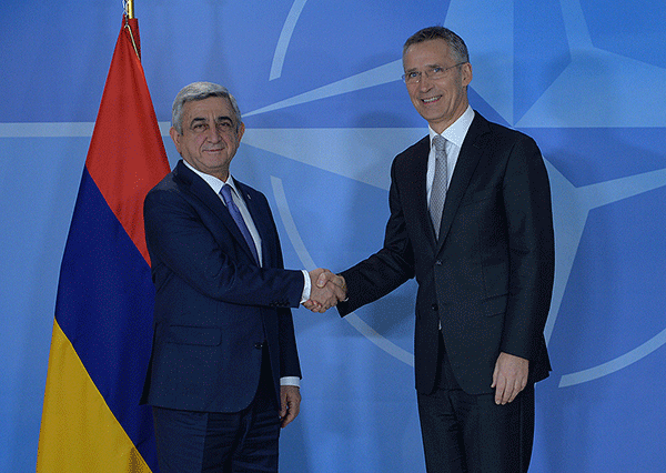 Уровень участия Армении в миротворческой миссии НАТО выше, чем у Азербайджана: фото