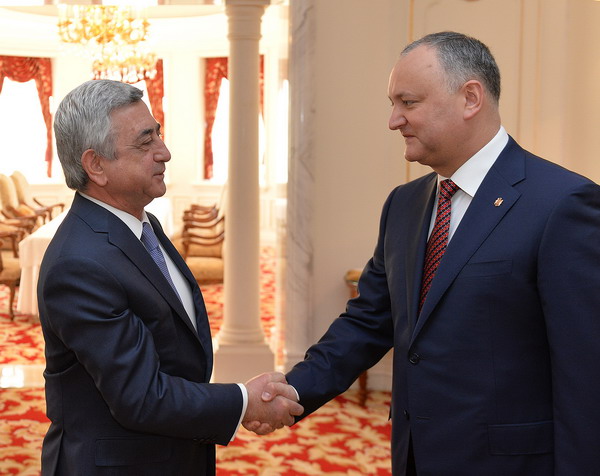 Состоялась встреча президентов Армении и Молдовы
