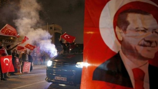 Эрдоган объявил о победе на референдуме по расширению его конституционных полномочий