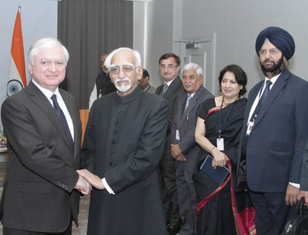 Глава МИД Армении встретился с вице-президентом Индии Мохаммадом Хамидом Ансари